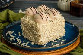 Beyaz Profiterol Pasta